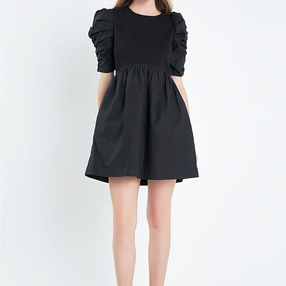 English Factory Dresses & Skirts - NWOT pleated puff sleeve mini dress